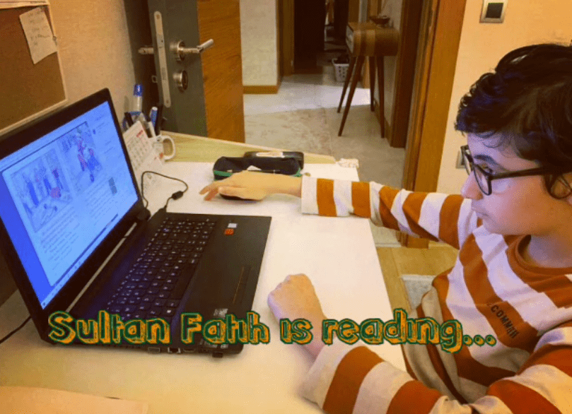 SULTAN FATİH IS READING